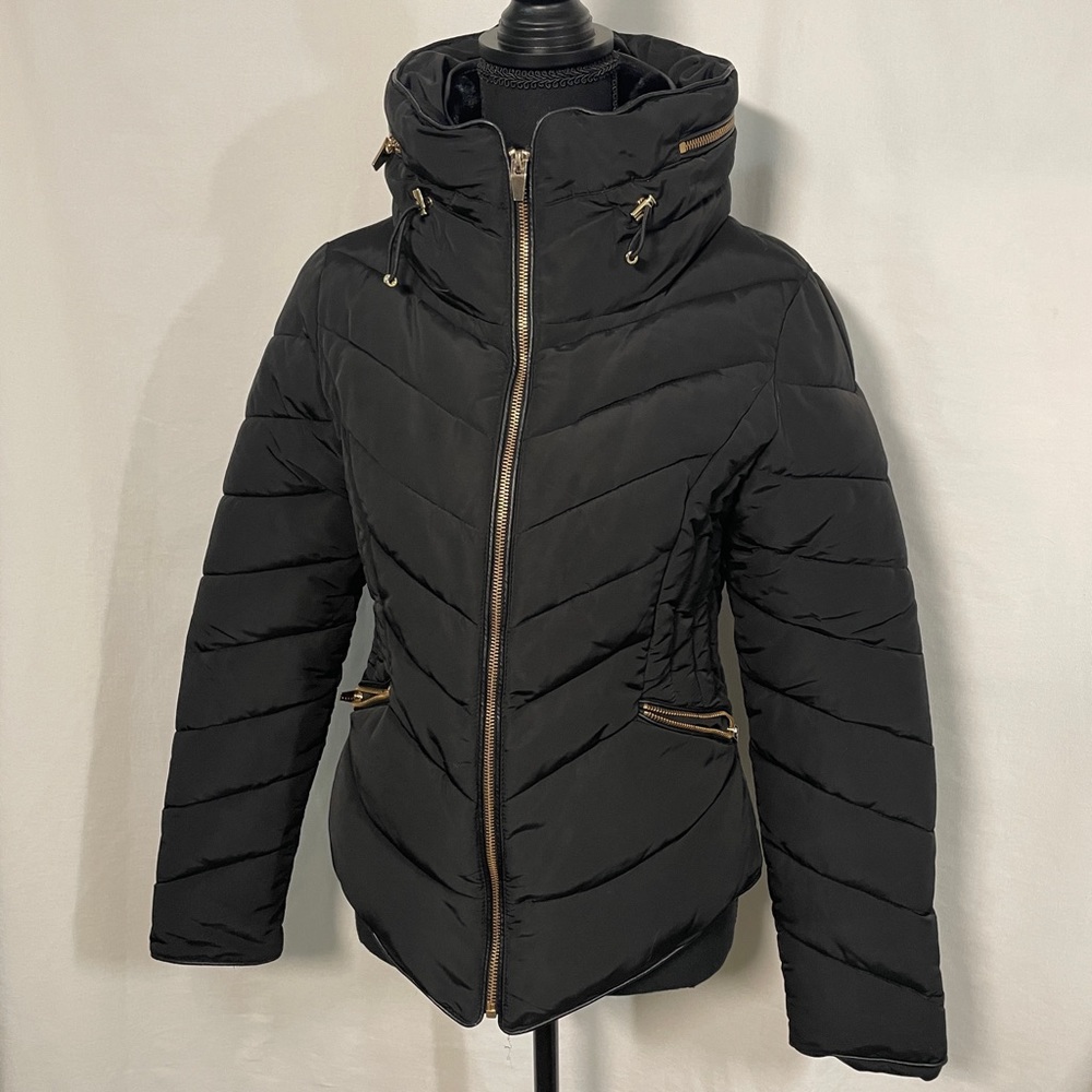 ZARA Small black winter puffer coat jacket